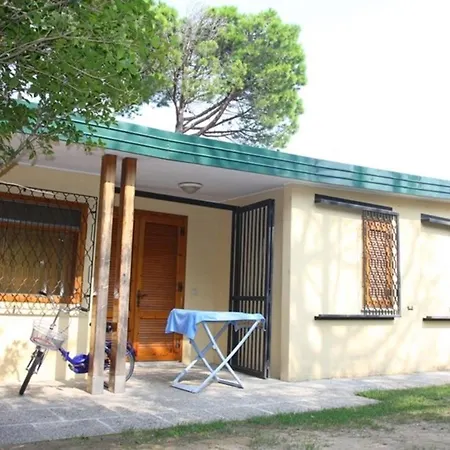 Tranquility Retreat - Villa With A Lovely Garden Apartmán Bibione